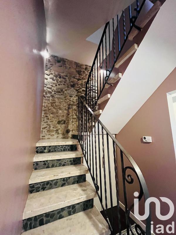 Maison - 189 m² - 8 pièces