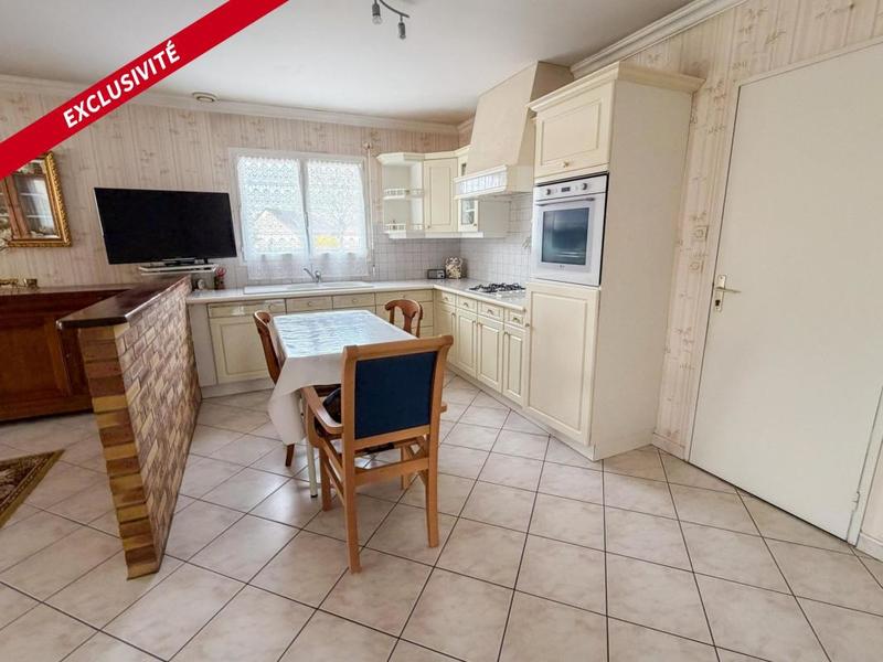 Maison traditionnelle - 148 m² - 5 pièces