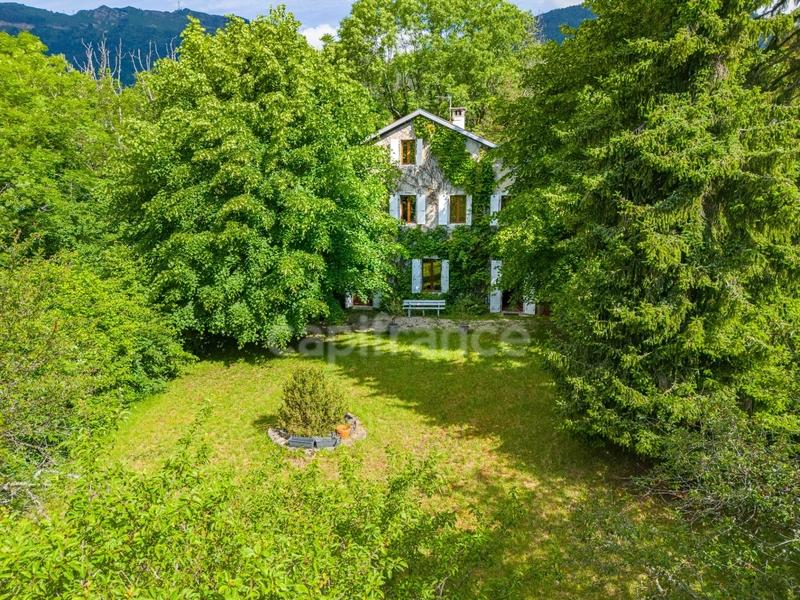 Maison - 197 m² - 6 pièces