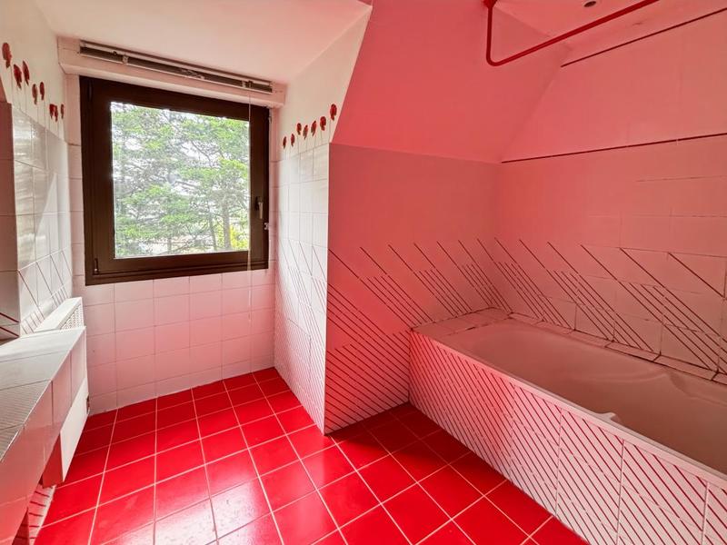 Maison - 208 m² - 6 pièces