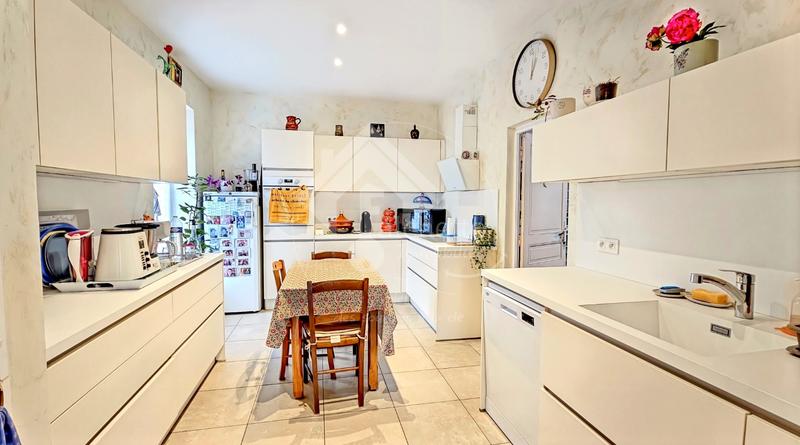 Maison - 110 m² - 4 pièces