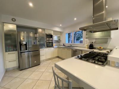 Villa - 183 m² - 7 pièces