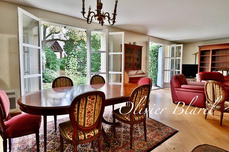 Maison - 190 m² - 7 pièces