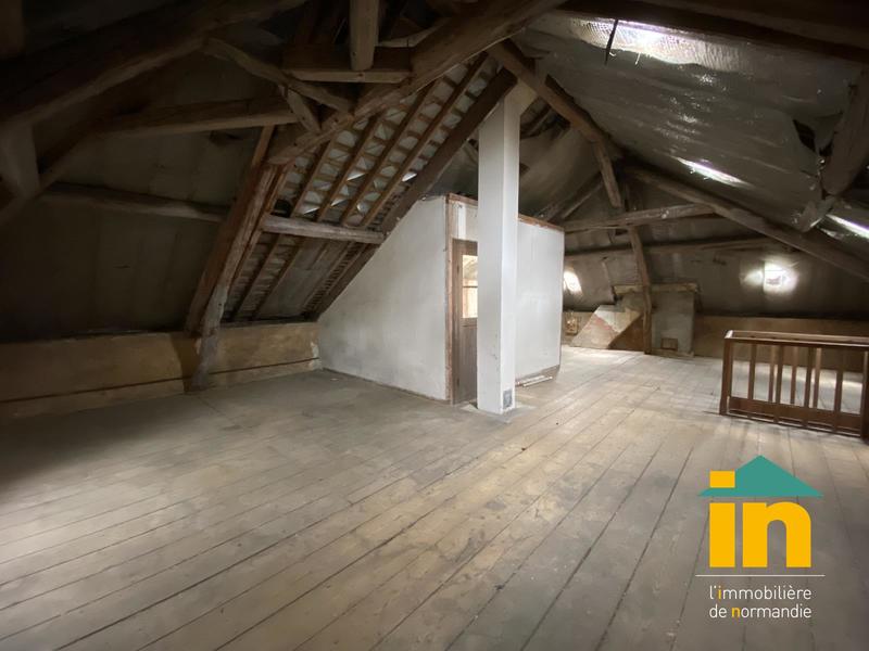 Maison de ville - 77 m² - 4 pièces