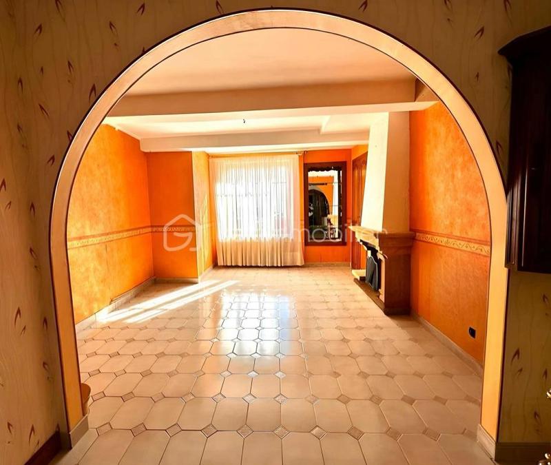 Maison - 89 m² - 6 pièces