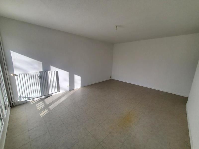 Appartement ancien - 49 m² - 2 pièces