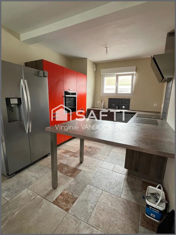 Maison - 250 m² - 9 pièces