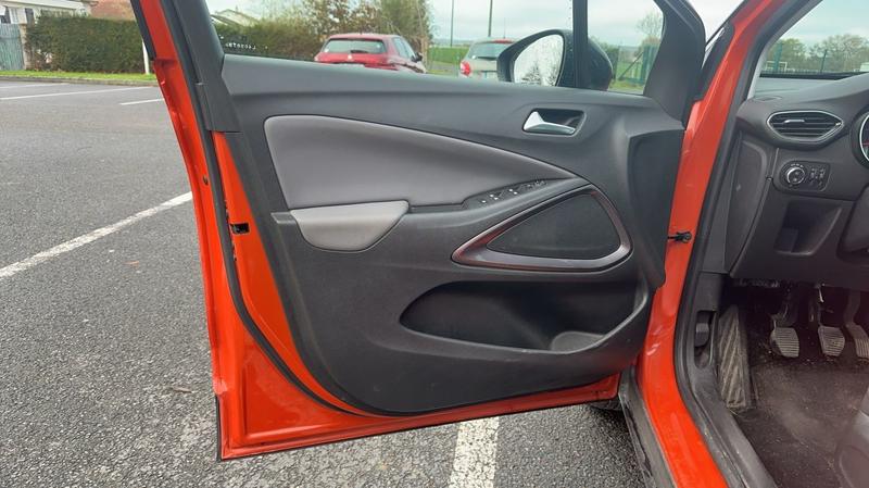 Opel Crossland 1.2 Turbo 110 Elegance