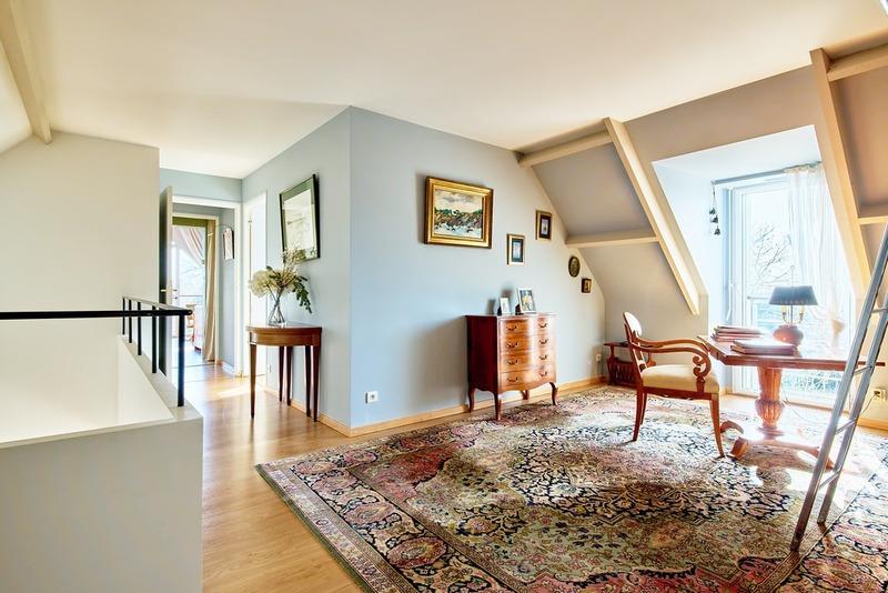 Maison - 210 m² - 8 pièces