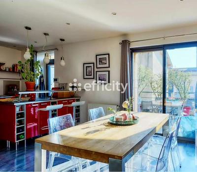 Maison de village - 228 m² - 7 pièces