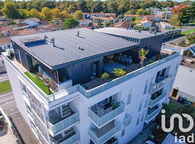 Appartement - 151 m² - 5 pièces