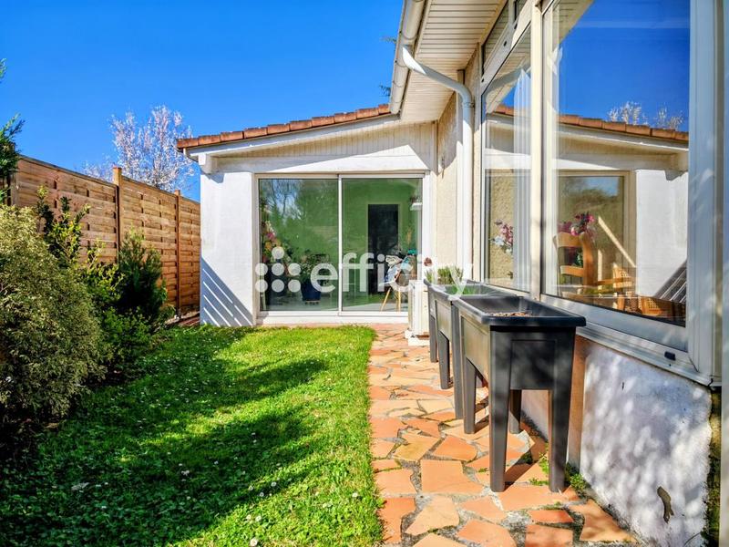 Maison - 140 m² - 6 pièces