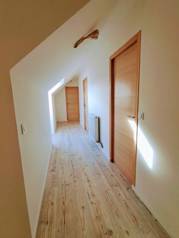 Maison - 225 m² - 6 pièces