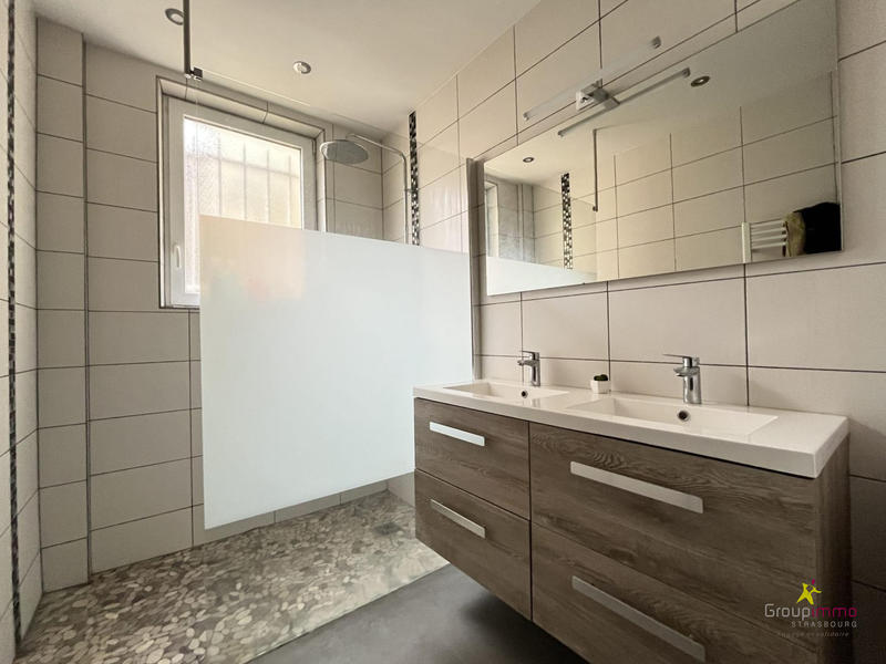 Appartement - 102 m² - 3 pièces