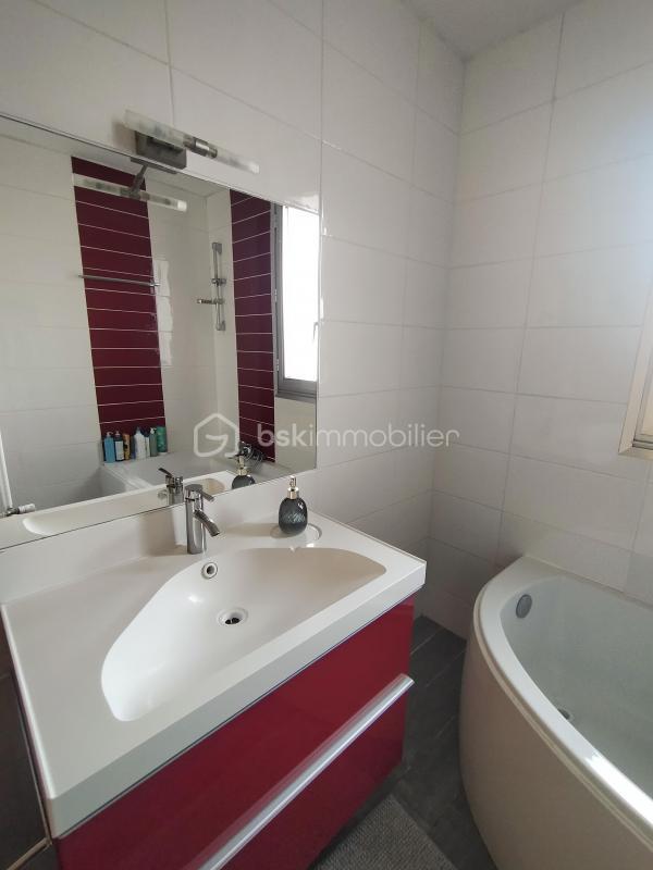 Maison - 106 m² - 5 pièces