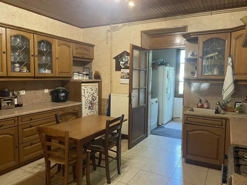 Maison - 160 m² - 9 pièces