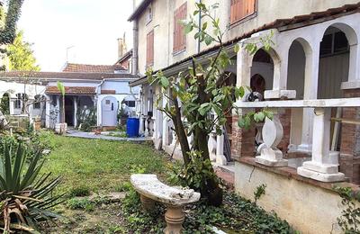 Immeuble - 202 m² - 10 pièces