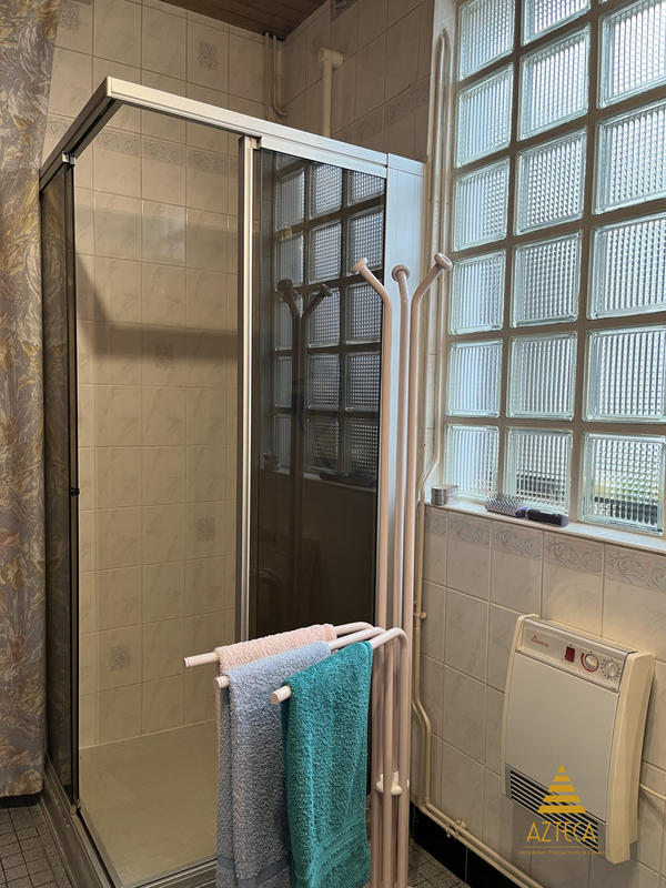 Maison - 197 m² - 9 pièces