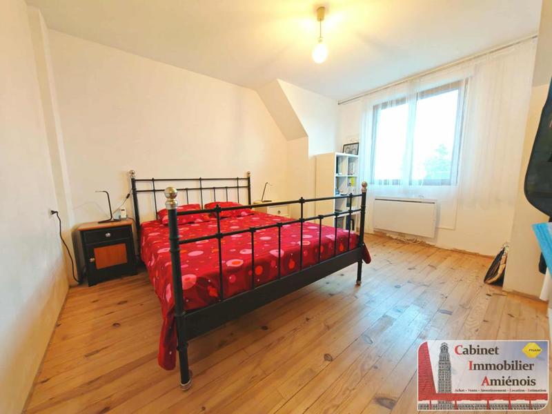 Pavillon - 125 m² - 5 pièces