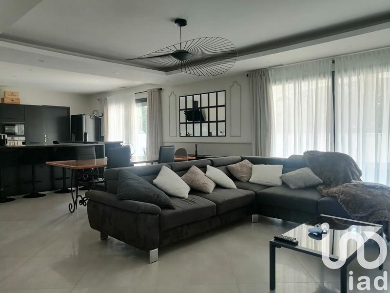 Maison - 141 m² - 6 pièces