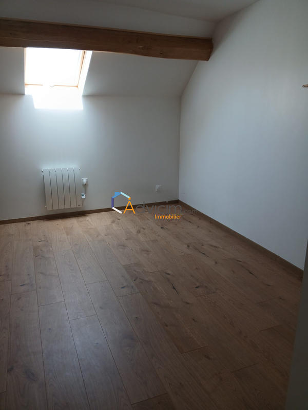 Maison - 225 m² - 8 pièces