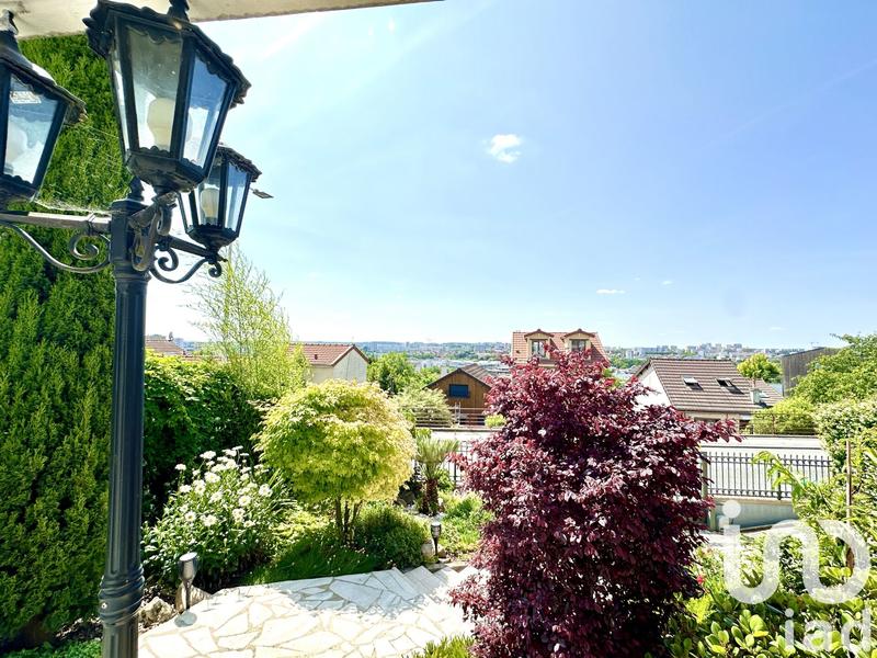 Maison - 141 m² - 7 pièces