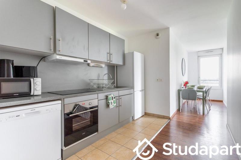 Chambre - 9 m² - 1 pièce