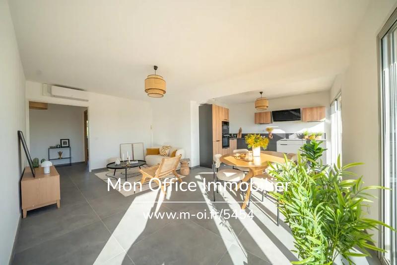 Appartement - 82 m² - 4 pièces