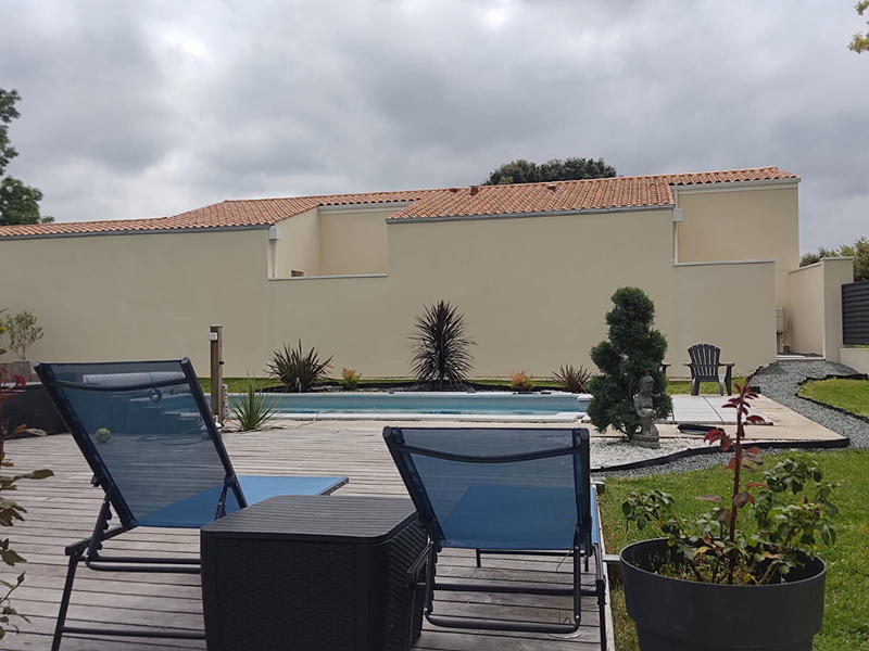 Maison - 155 m² - 9 pièces