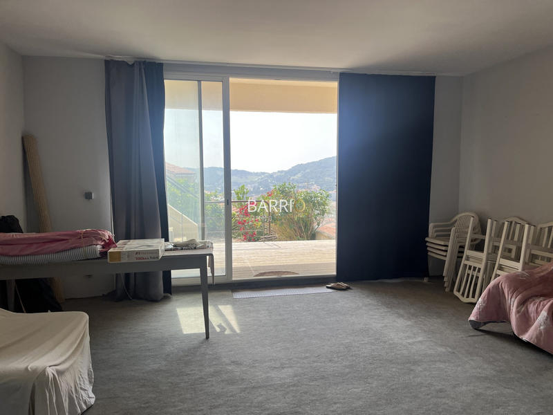 Maison - 199 m² - 7 pièces