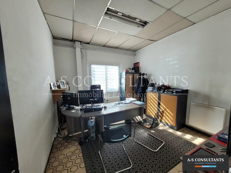 Local commercial - 900 m²