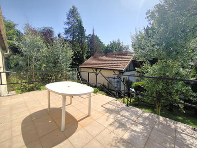 Maison - 96 m² - 5 pièces