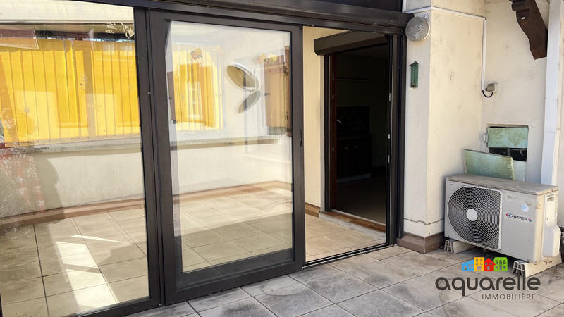 Maison - 90 m² - 3 pièces