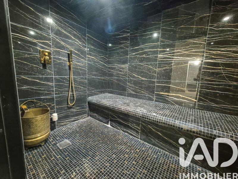 Maison - 131 m² - 7 pièces