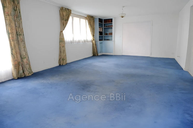 Appartement - 110 m² - 6 pièces