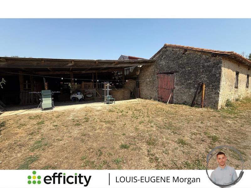 Corps de ferme - 811 m² - 4 pièces