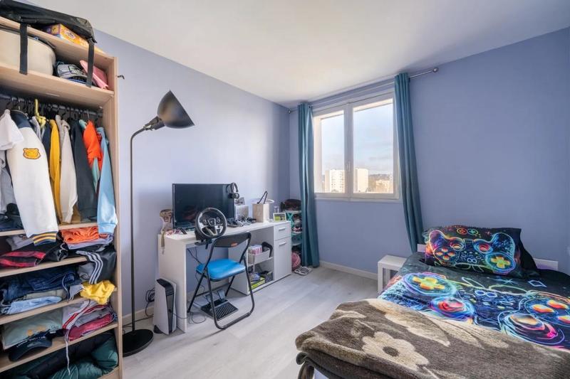 Appartement - 81 m² - 4 pièces