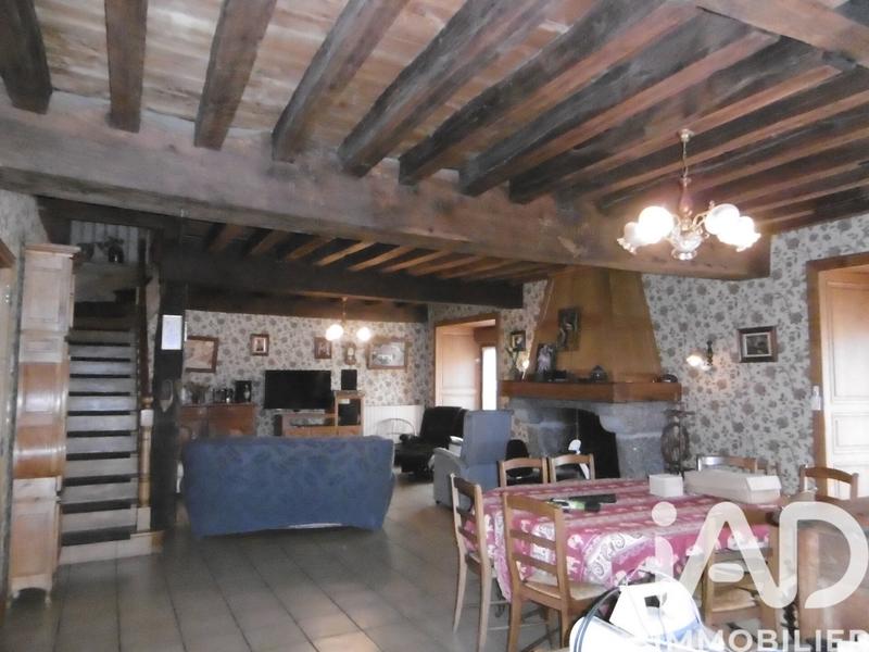 Maison - 199 m² - 7 pièces