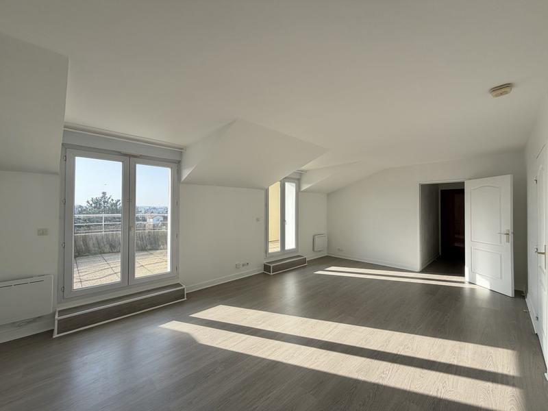 Appartement - 75 m² - 3 pièces