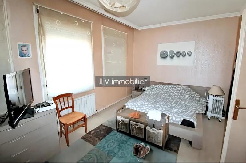 Maison - 258 m² - 11 pièces