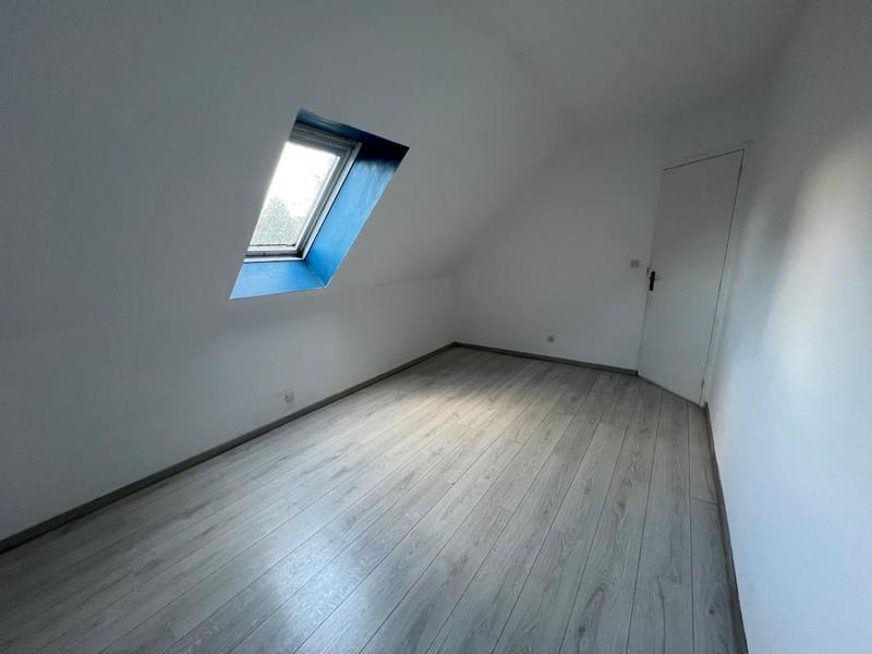 Maison - 94 m² - 4 pièces