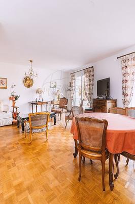 Appartement - 75 m² - 3 pièces