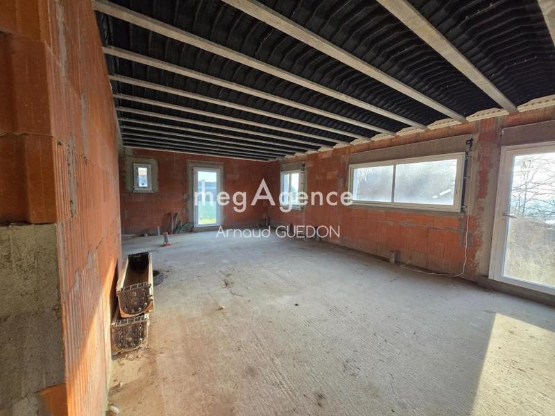 Maison - 310 m² - 2 pièces