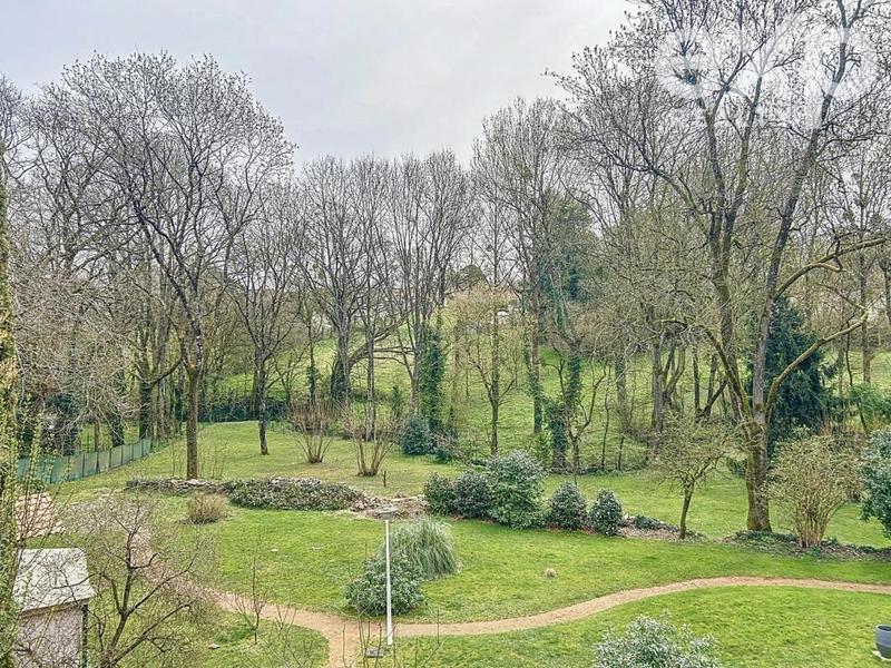 Maison - 177 m² - 6 pièces