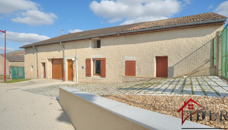 Maison - 225 m² - 7 pièces