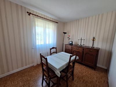 Maison - 83 m² - 5 pièces