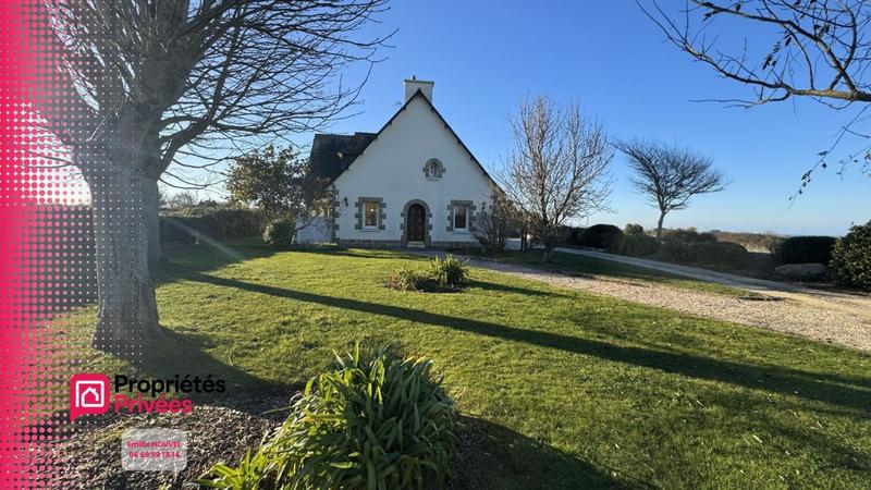 Maison - 209 m² - 9 pièces