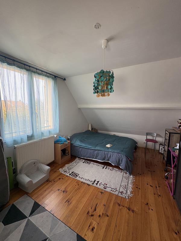 Maison - 131 m² - 7 pièces