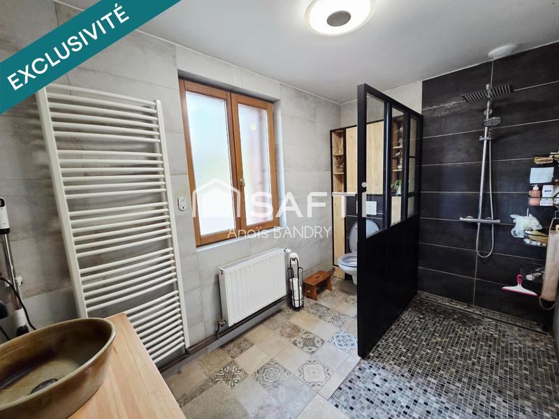 Maison - 175 m² - 10 pièces