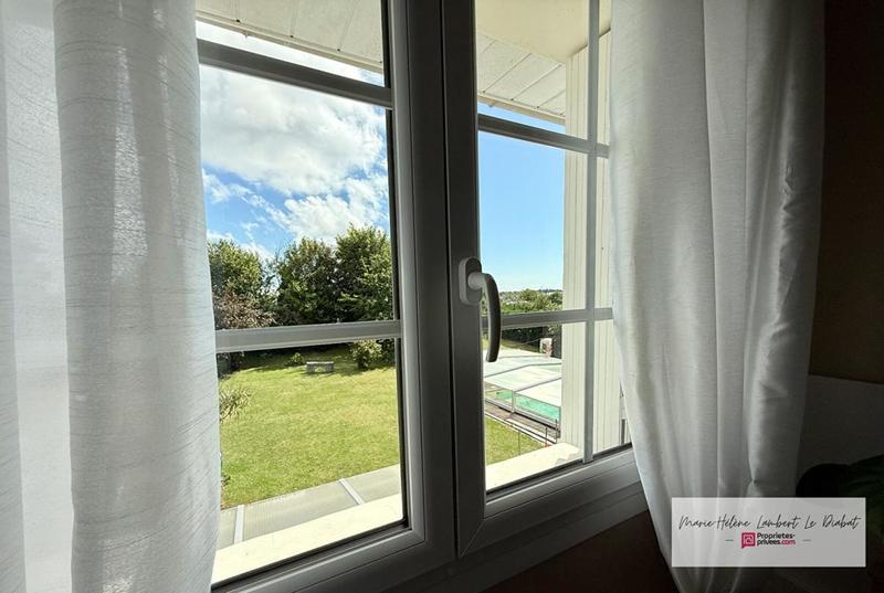 Maison - 170 m² - 6 pièces